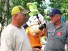 larry_boss_goofy.jpg